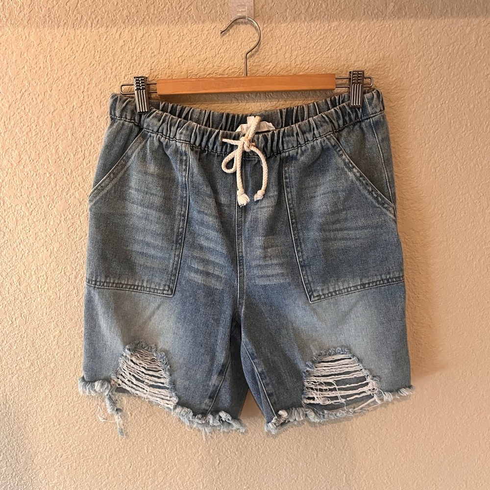 Almost Famous Blue Jean Shorts Distressed Elastic Waist